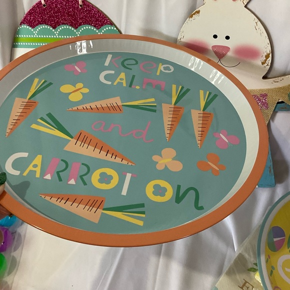 Easter Dinnerware Set & Decor,Platters, Napkins, Plastic Eggs 2 Wall Decorations - Picture 9 of 14